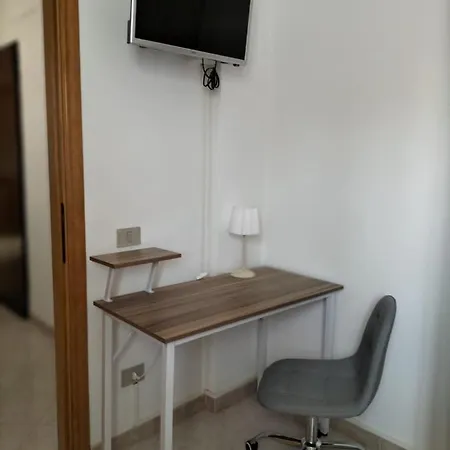 Rosa'S Apartment With Terrace Cagliari Buitenkant foto