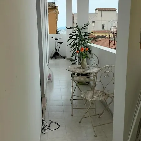 Rosa'S Apartment With Terrace Cagliari Buitenkant foto