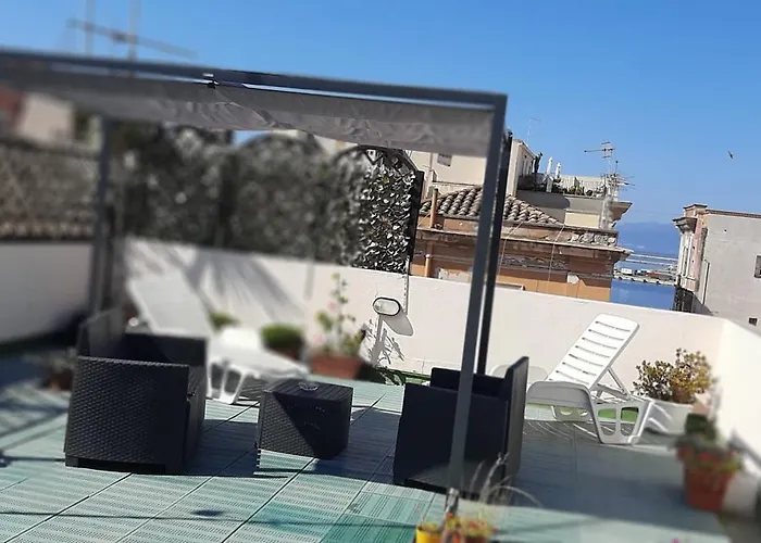 Rosa\'S Apartment With Terrace
