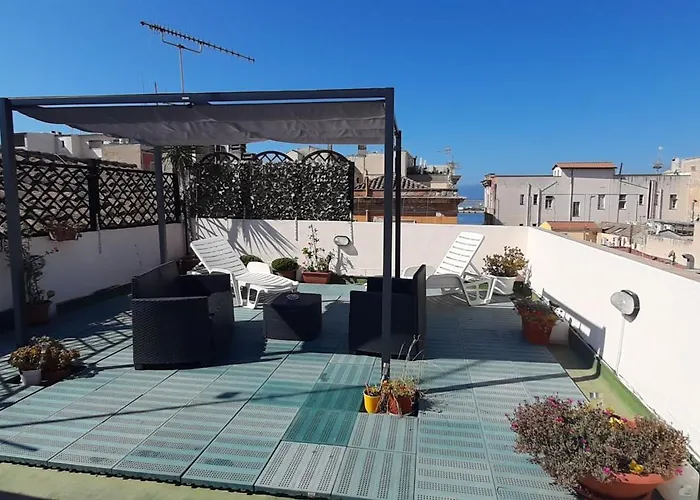 Rosa\'S Apartment With Terrace