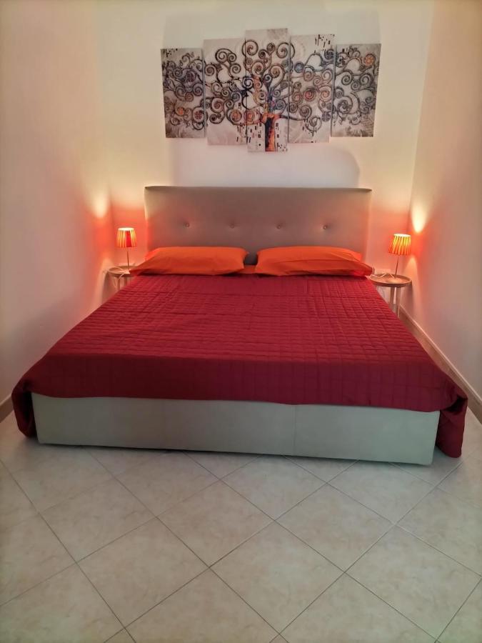Rosa's With Terrace Cagliari