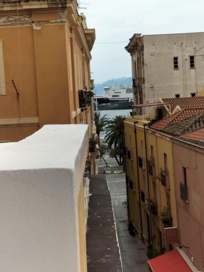 Rosa's With Terrace Cagliari