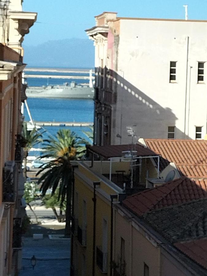 Rosa's With Terrace Apartment