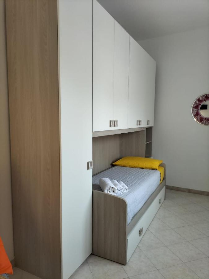 Rosa's With Terrace Apartment