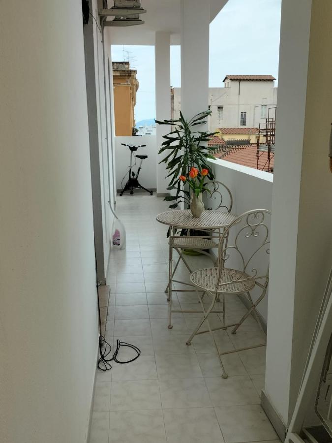 Rosa's With Terrace Cagliari