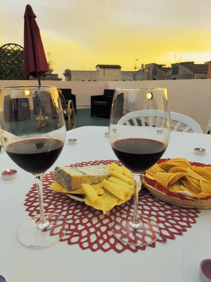Rosa's With Terrace Apartment Cagliari