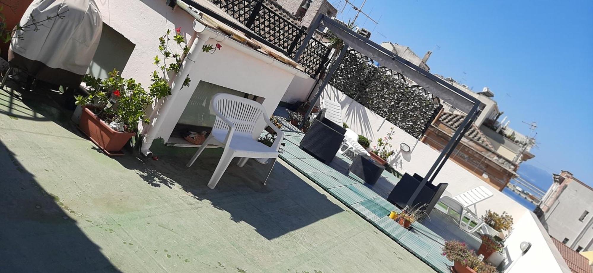 Rosa's With Terrace Cagliari