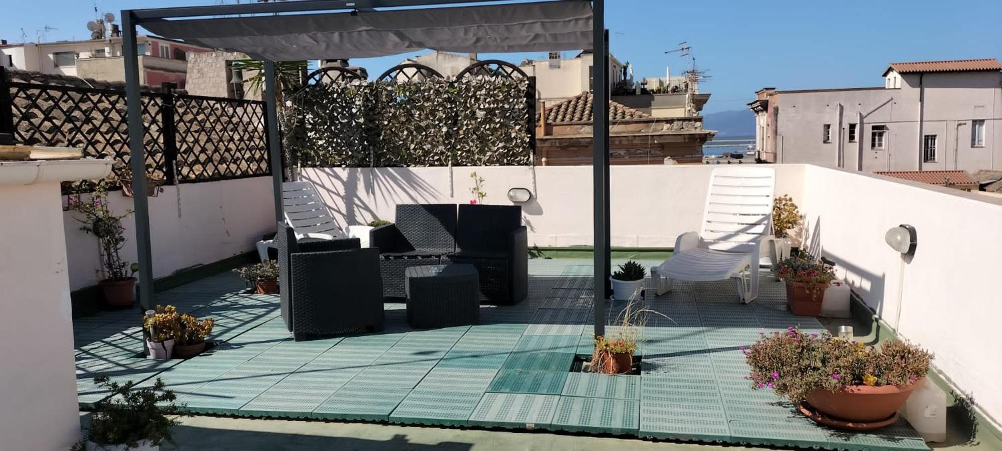 Rosa's With Terrace * Cagliari